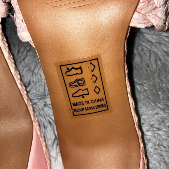 2/$35 Qupid NEW 7.5 Pink Raffia Braided Heels Pumps Sandals Mean Girls Preppy - Picture 6 of 9